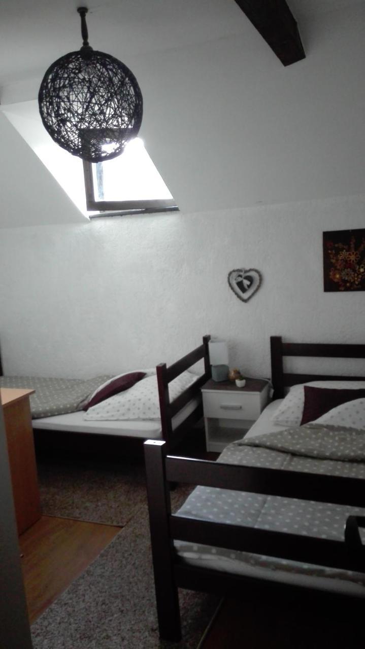 Konak Hotel Bajina Basta Luaran gambar