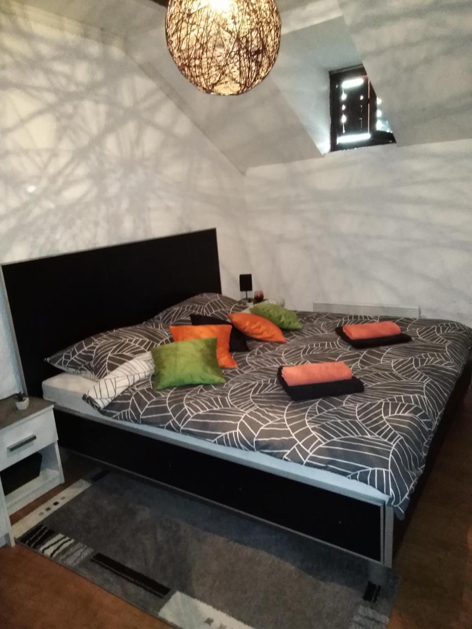 Konak Hotel Bajina Basta Luaran gambar